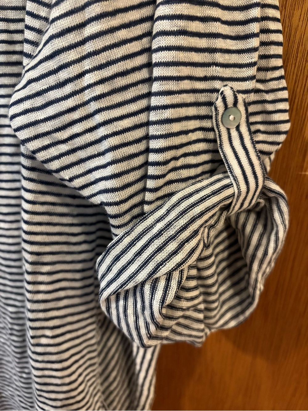 Adrienne Vittadini Navy & White Striped 100% Linen Roll-Tab Sleeve Top NWT - Picture 2 of 6